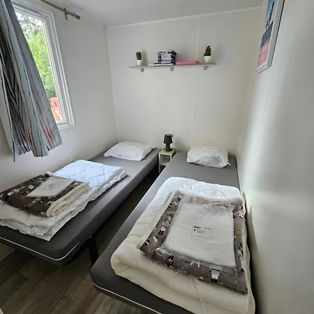 Mobilhome 6 Pers Avec Clim キャンプ場 サン・ジョルジュ・ド・ディドンヌ